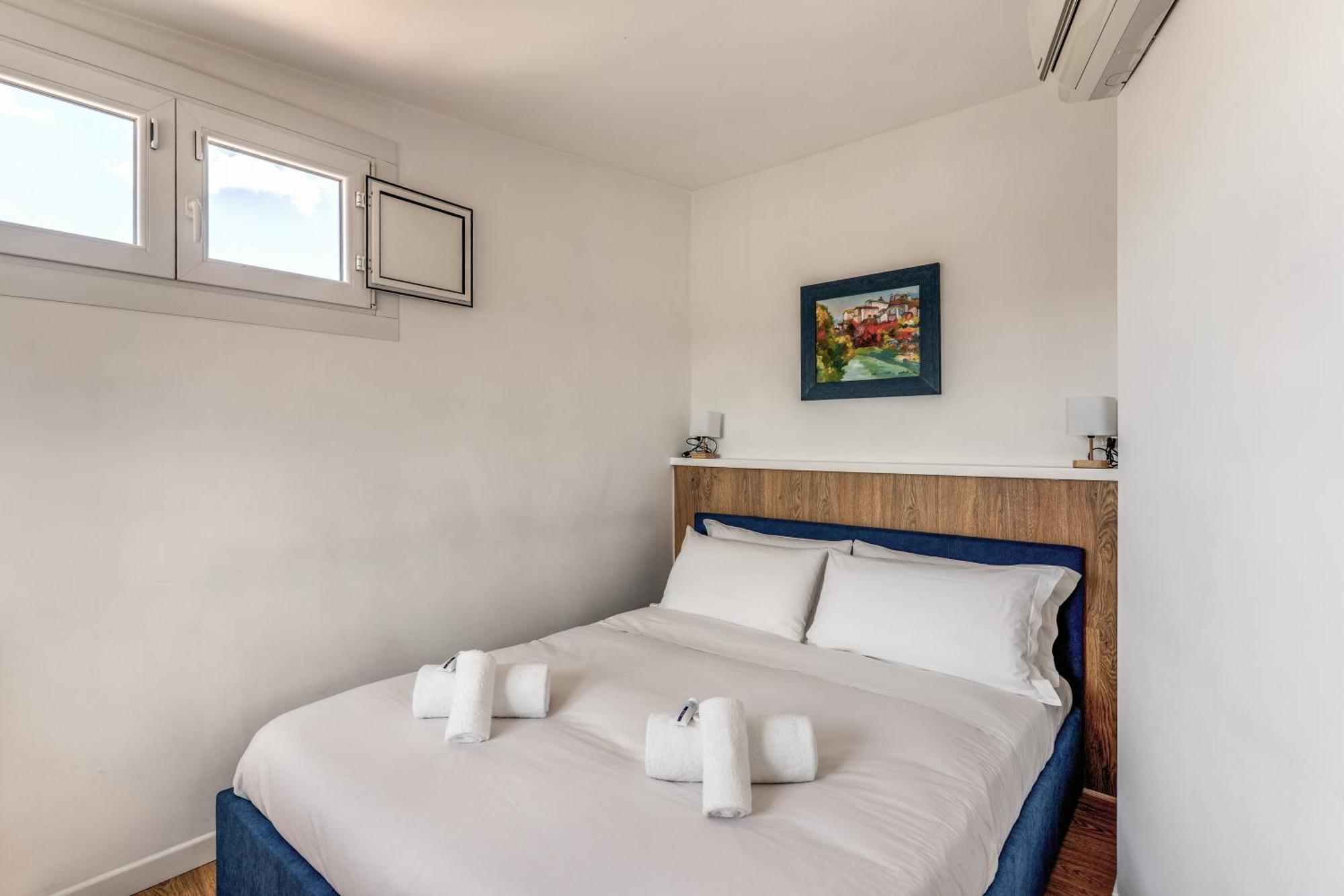 Attic With Terrace Spanish Steps Exclusive Apartment