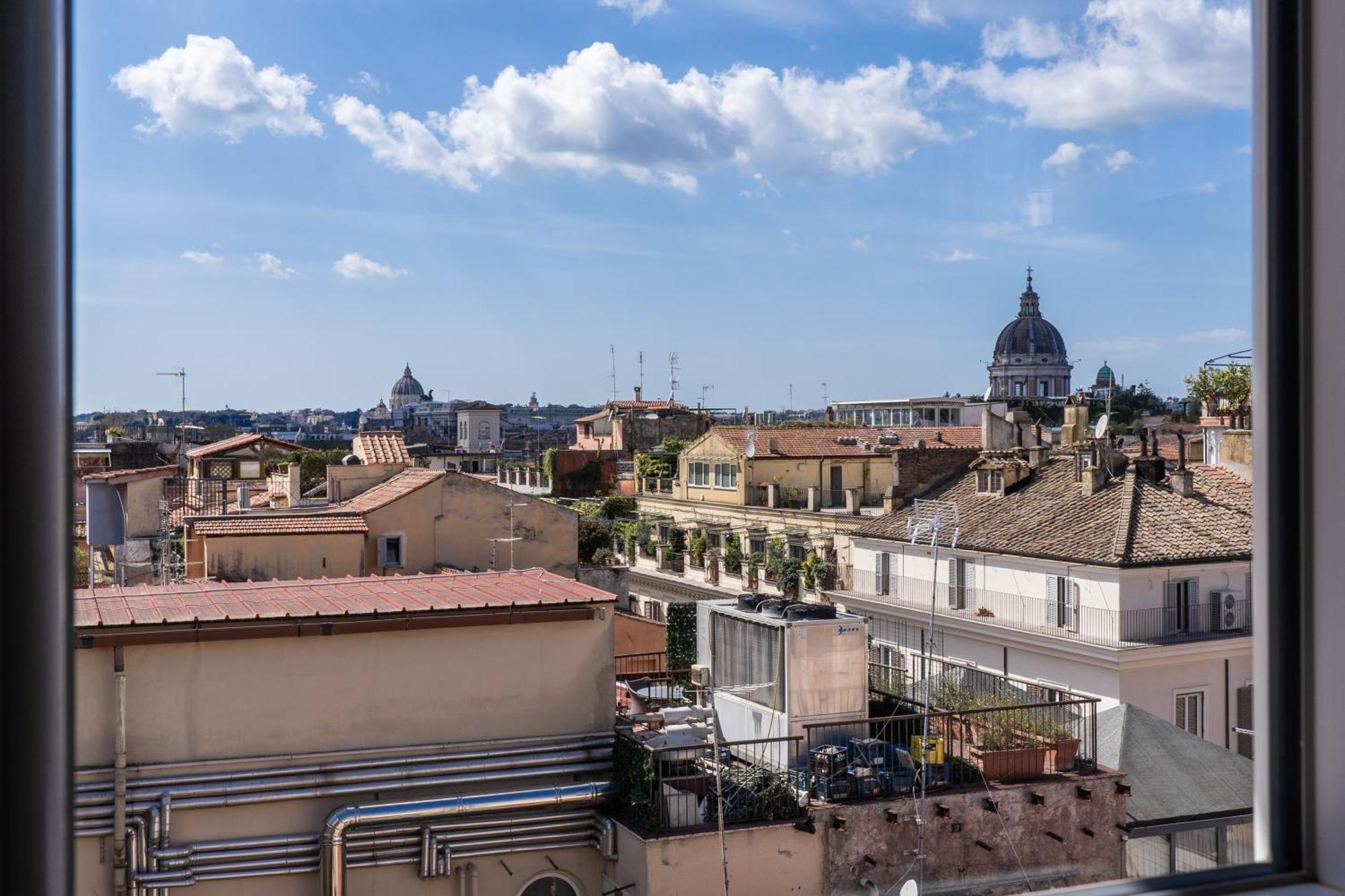 Attic With Terrace Spanish Steps Exclusive Apartment