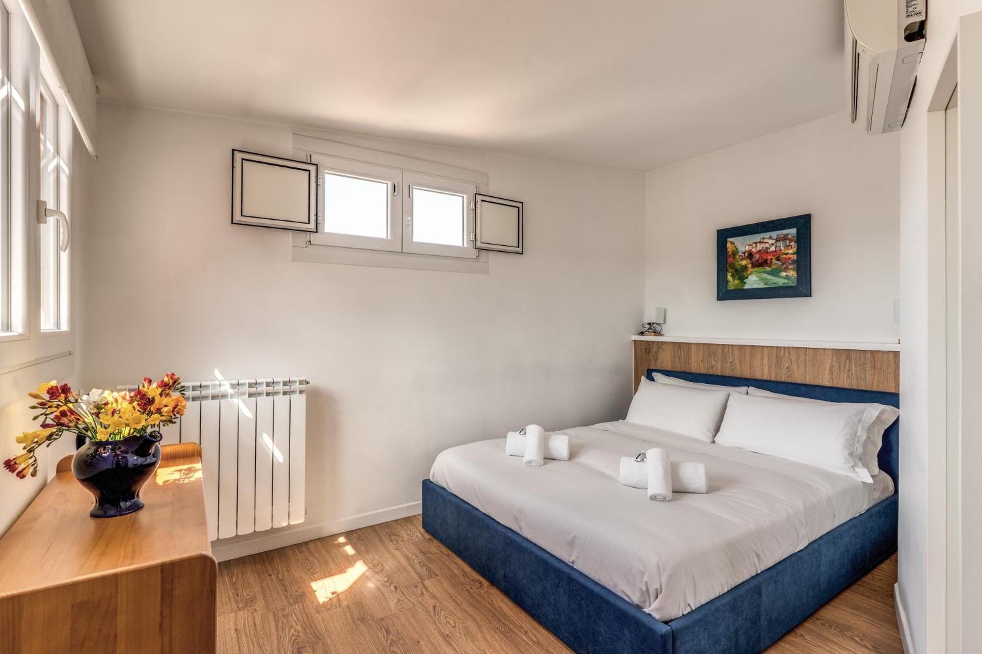 Attic With Terrace Spanish Steps Exclusive Apartment Rom