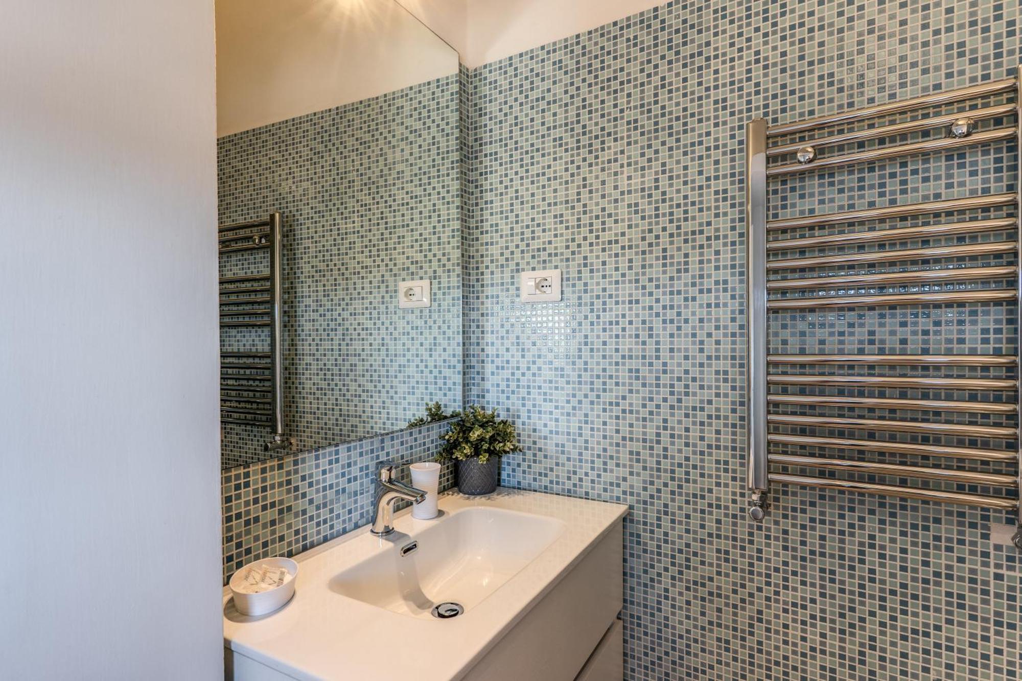 Attic With Terrace Spanish Steps Exclusive Apartment Rom